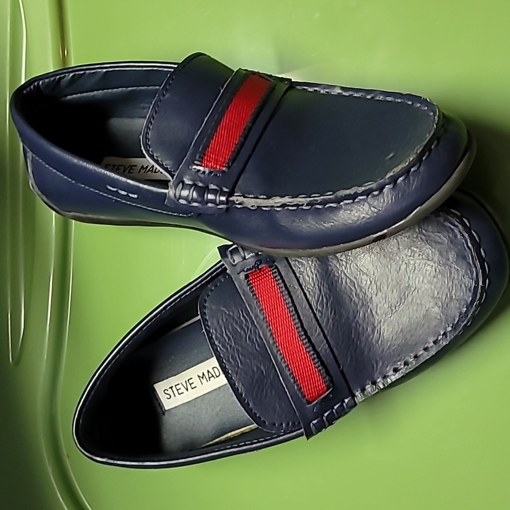 Boy's Steve Madden Shoes